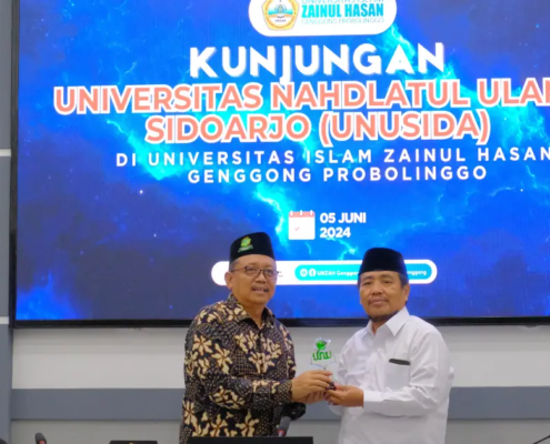 Rektor Unusida, Dr. H. Fatkul Anam, M.Si bersama Rektor Unzah, KH Dr Abdul Aziz Wahab (Foto: Humas Unusida)